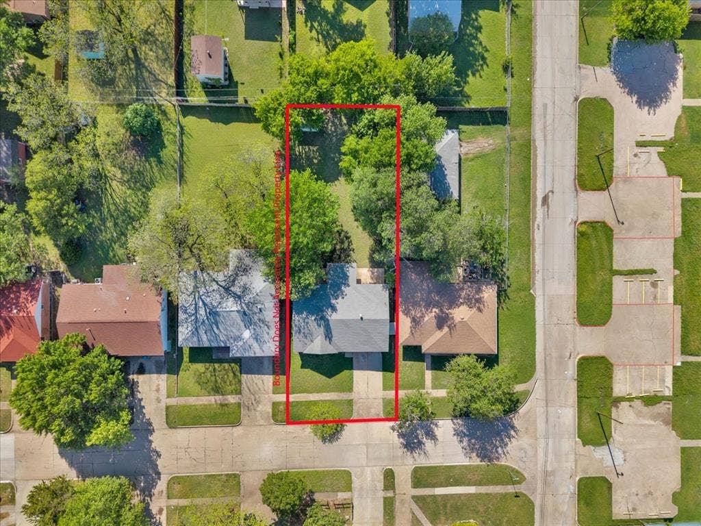 905 SE 3rd Street, Grand Prairie, TX 75051 View of property location featuring property boundaries highlighted