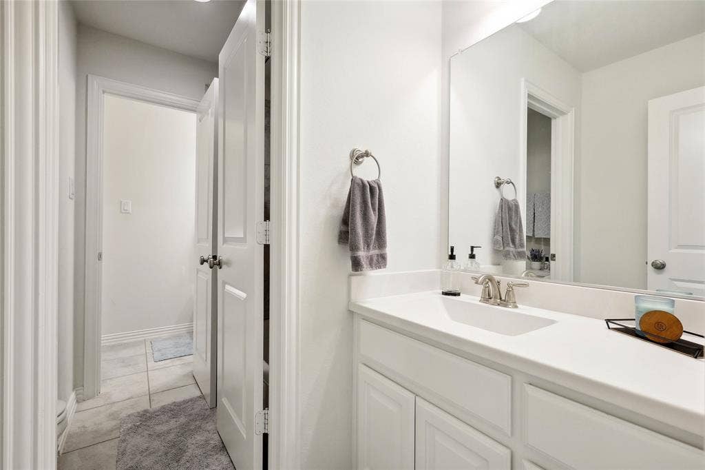 1124 4th Street, Argyle, TX 76226 1124 4th Street, Argyle, TX 76226