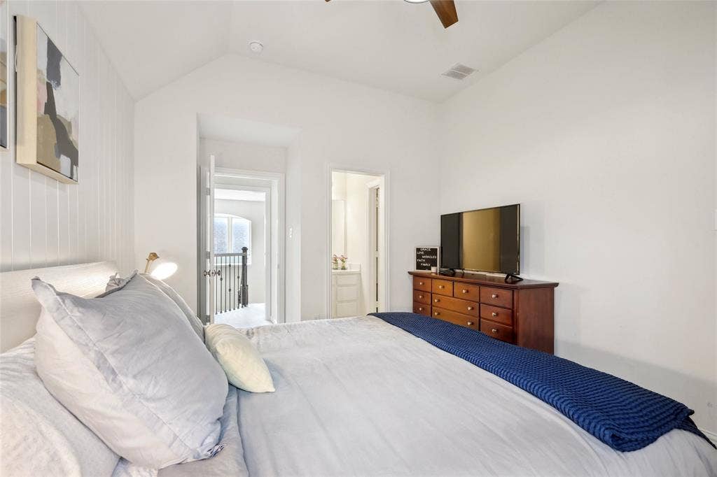 1124 4th Street, Argyle, TX 76226 1124 4th Street, Argyle, TX 76226