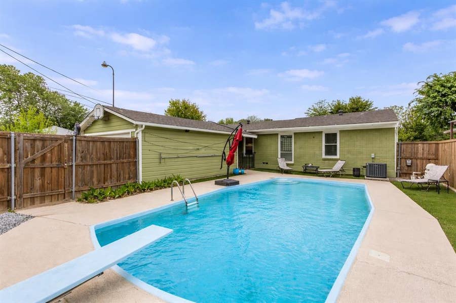 Property photo for 2309 Prichard Lane, Dallas, TX