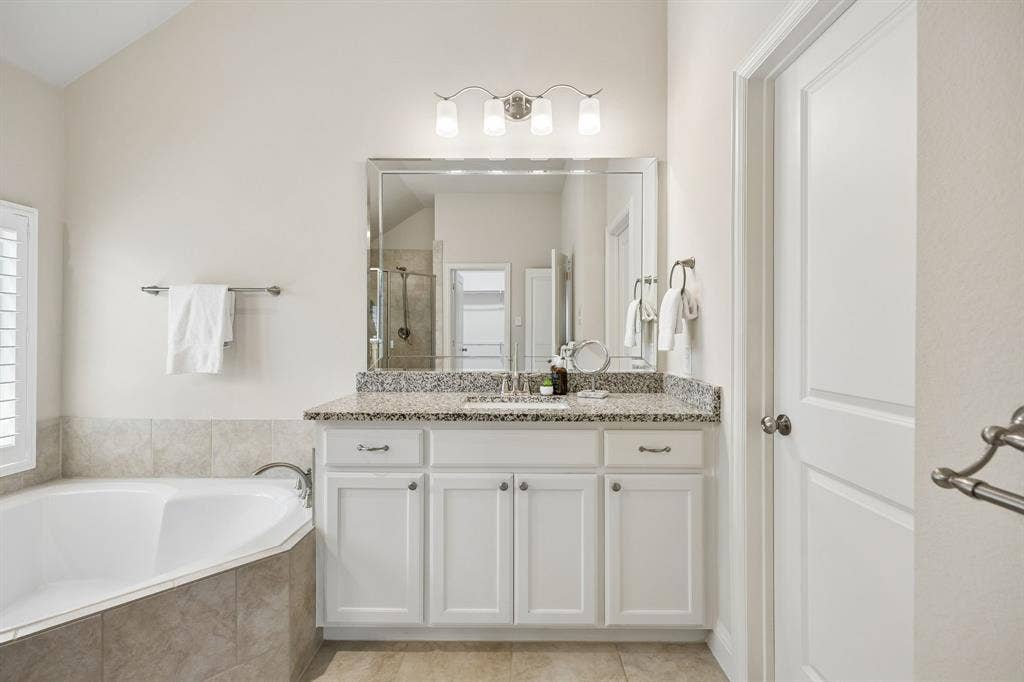 4424 Hazeltine Hills Drive, Celina, TX 75009 4424 Hazeltine Hills Drive, Celina, TX 75009