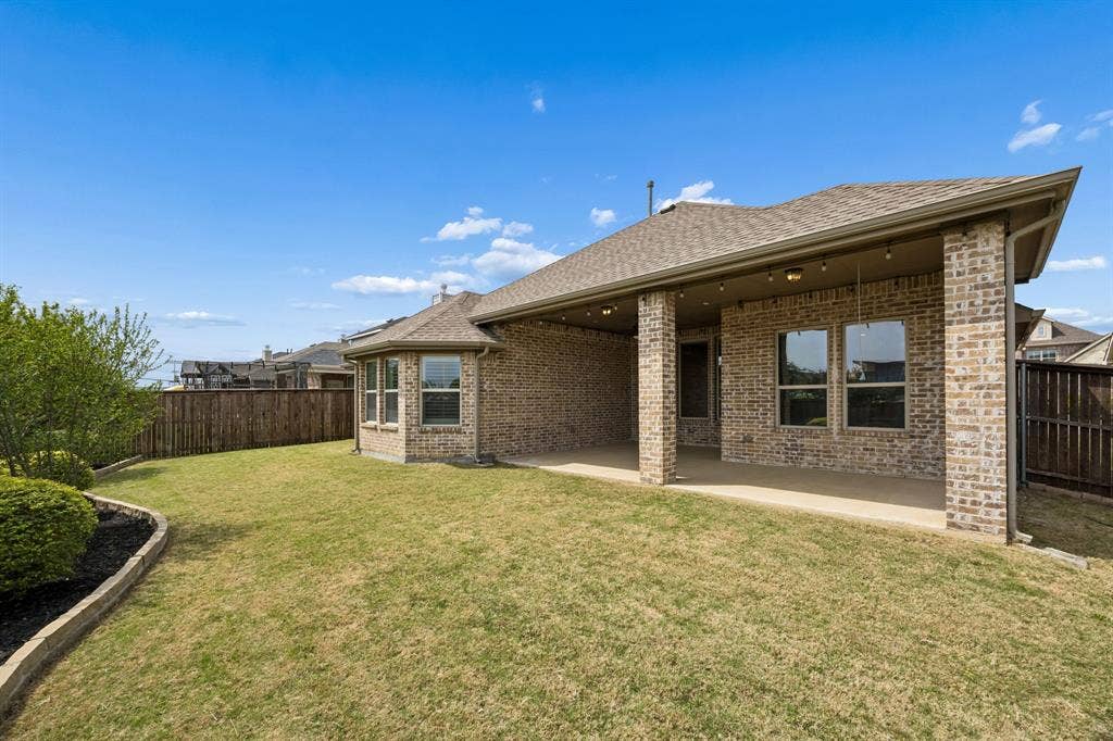 4424 Hazeltine Hills Drive, Celina, TX 75009 4424 Hazeltine Hills Drive, Celina, TX 75009