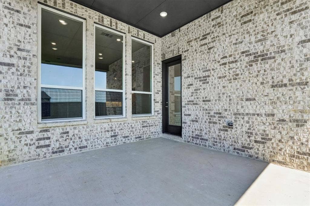 3768 Bermuda Grass Way, Midlothian, TX 76084 3768 Bermuda Grass Way, Midlothian, TX 76084