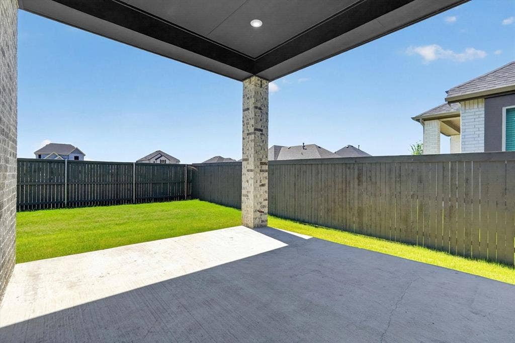 3768 Bermuda Grass Way, Midlothian, TX 76084 3768 Bermuda Grass Way, Midlothian, TX 76084