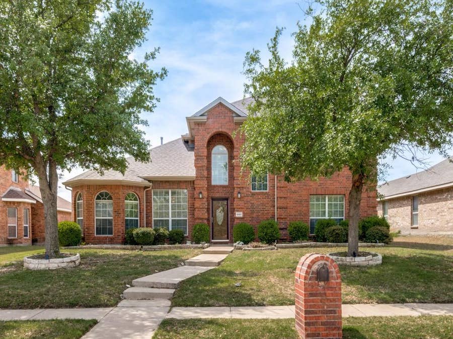 Property photo for 8001 Glenside Drive, Rowlett, TX
