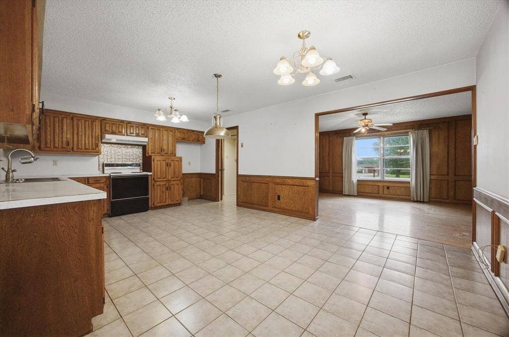 102 Paul Wilson Road, Wylie, TX 75098 102 Paul Wilson Road, Wylie, TX 75098