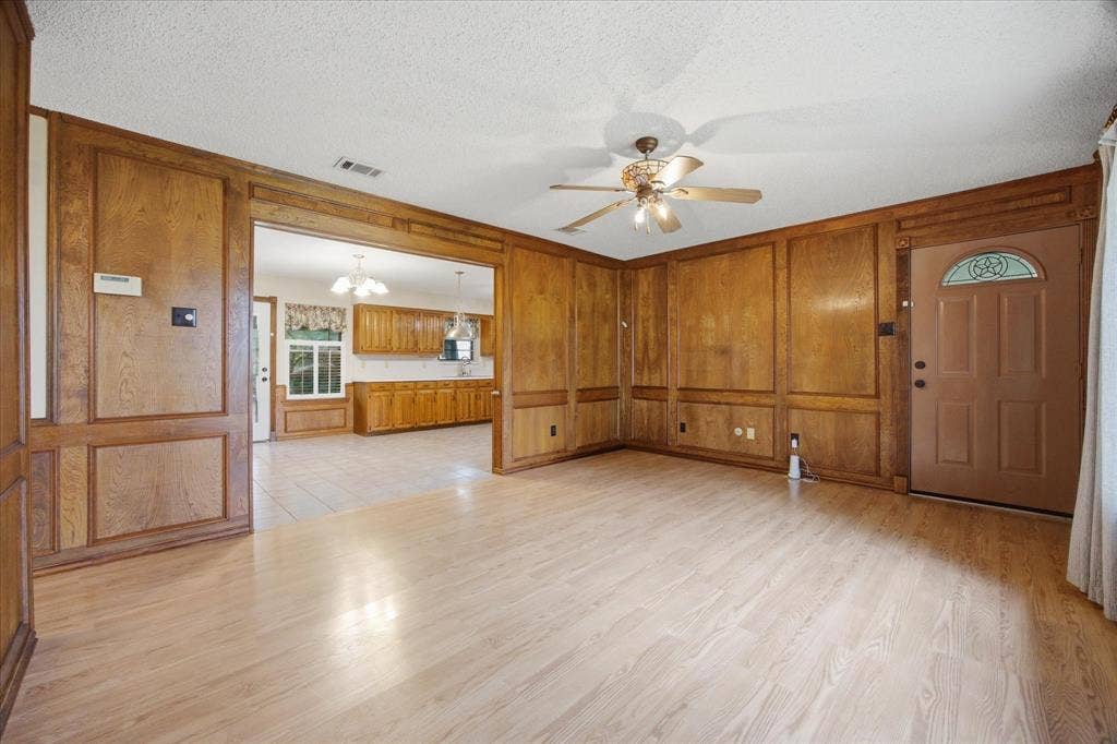 102 Paul Wilson Road, Wylie, TX 75098 102 Paul Wilson Road, Wylie, TX 75098