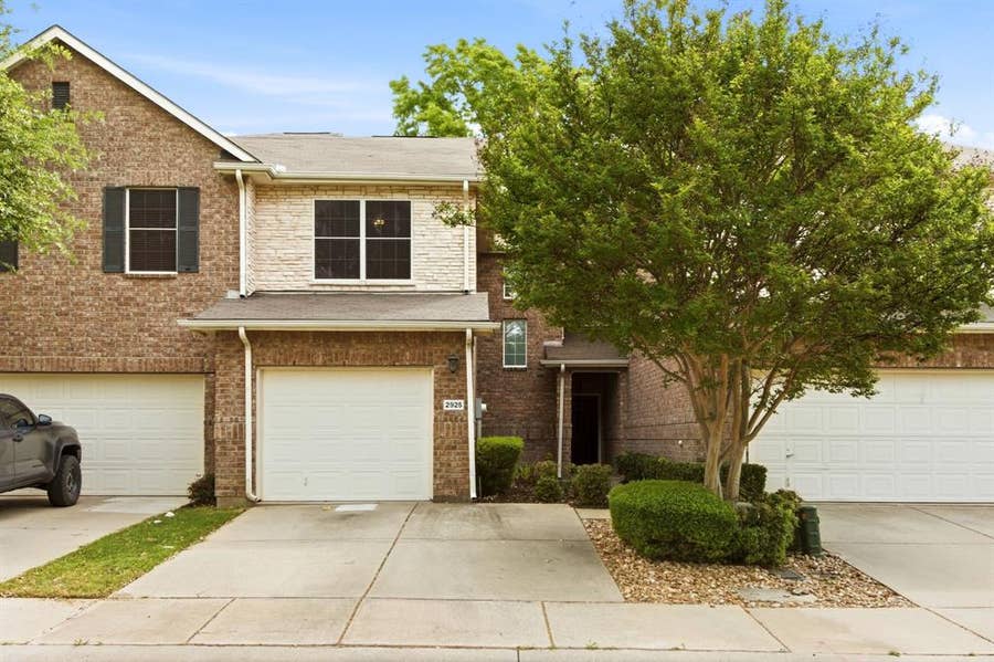 Property photo for 2925 Saint Andrews Drive, Lewisville, TX