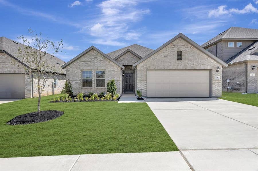 Property photo for 2700 Tamarack Lane, Denton, TX