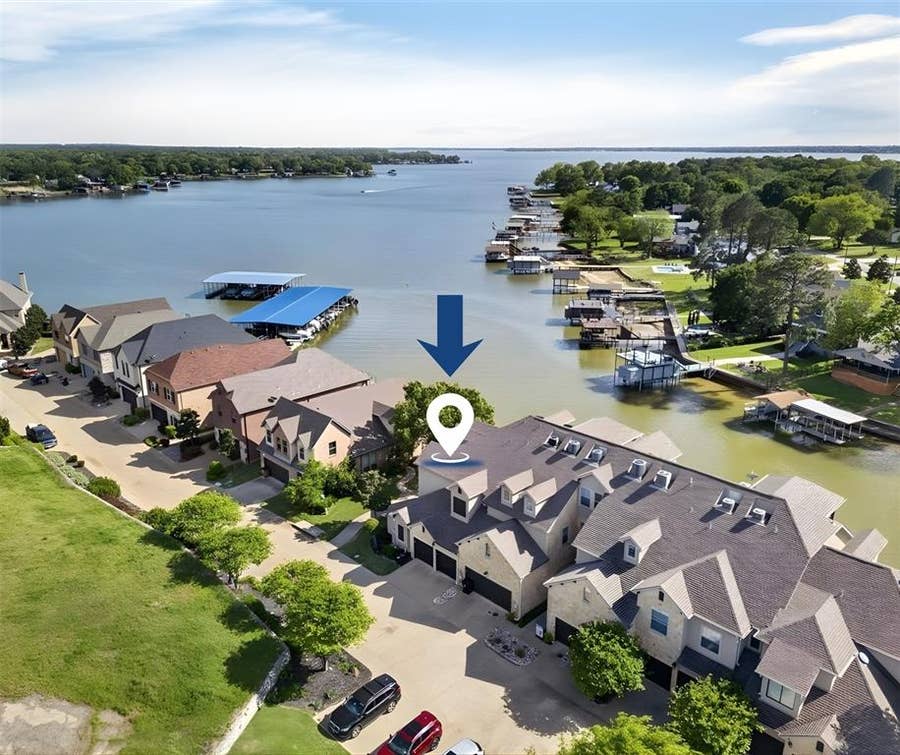 Property photo for 128 Marina Drive, Mabank, TX
