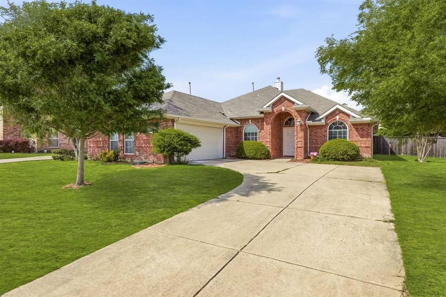 Property photo for 2210 High Point Drive, Sachse, TX