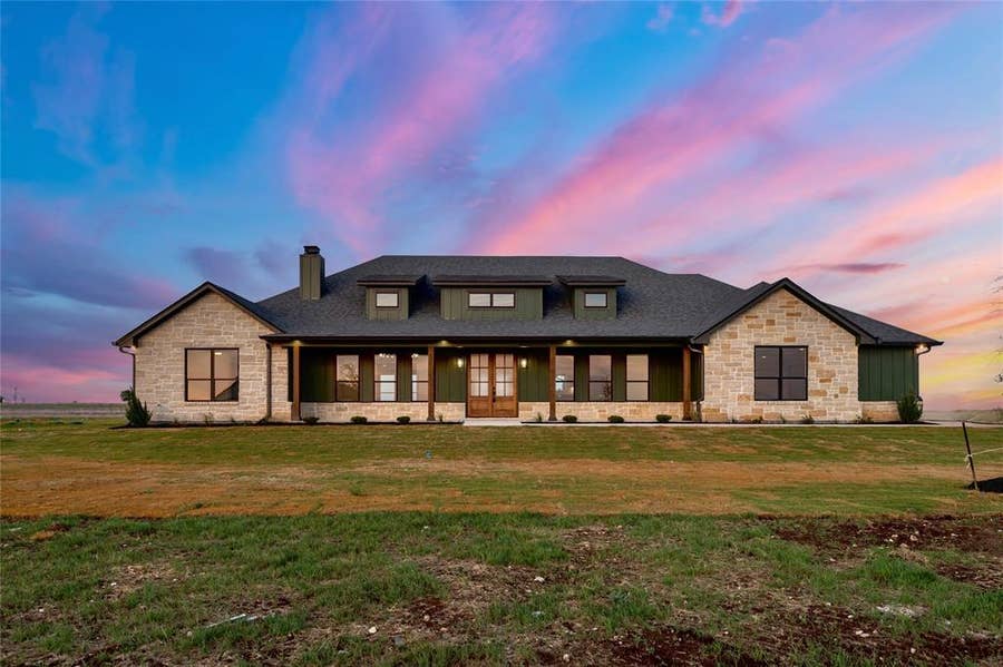 Property photo for 260 Willow Moon Ranch Road, Crawford, TX