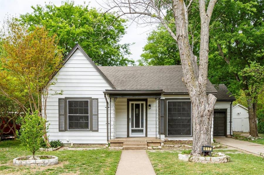 Property photo for 617 Wilson Street, Lancaster, TX