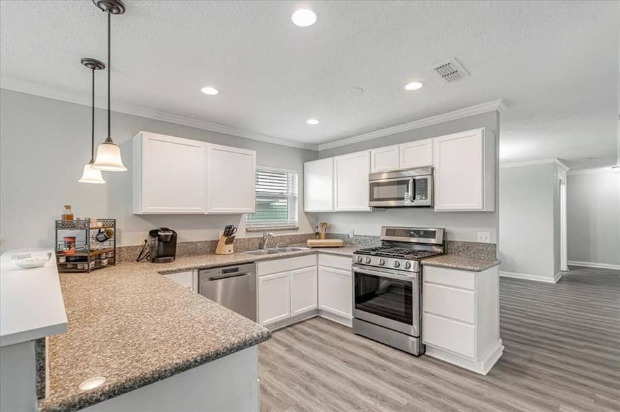 Property photo for 713 Bailey Street, Denton, TX