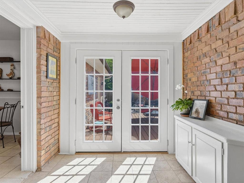 5320 Elkridge Drive, Dallas, TX 75227 5320 Elkridge Drive, Dallas, TX 75227