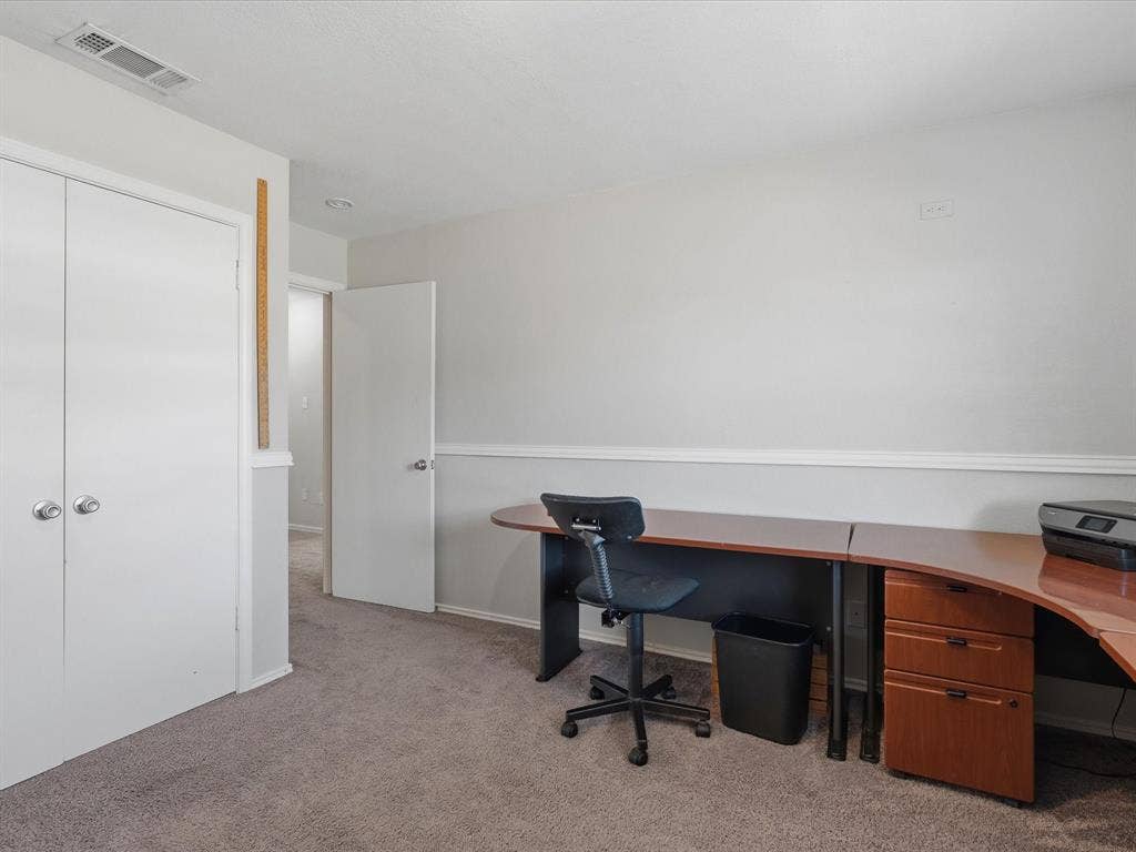 5320 Elkridge Drive, Dallas, TX 75227 5320 Elkridge Drive, Dallas, TX 75227