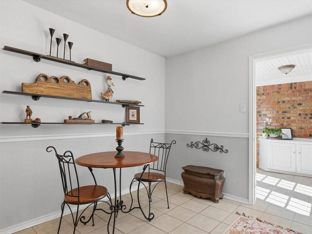 5320 Elkridge Drive, Dallas, TX 75227 5320 Elkridge Drive, Dallas, TX 75227