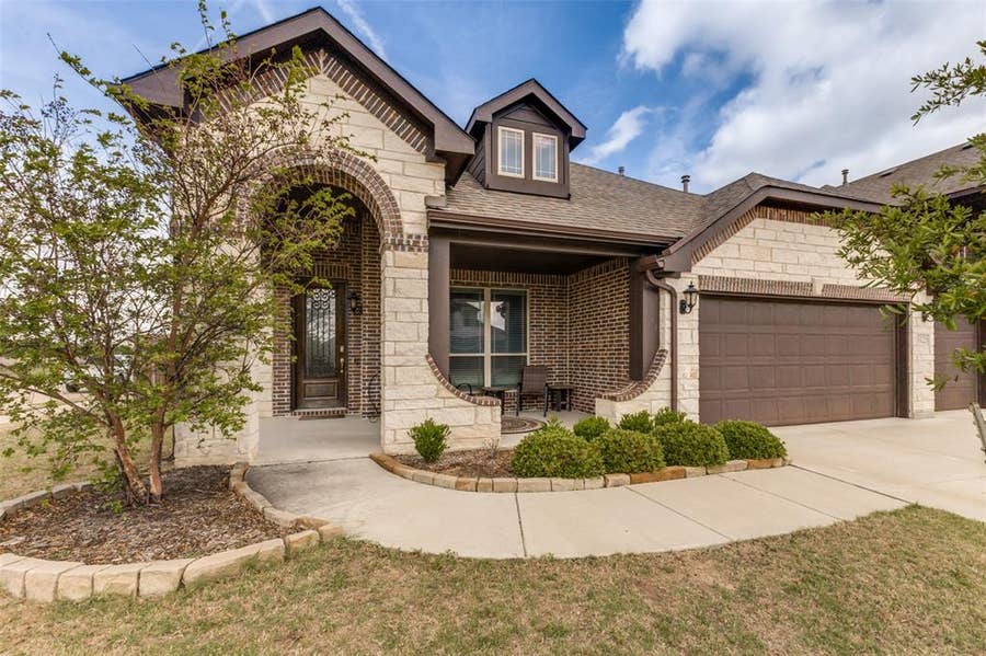 Property photo for 3125 Autumn Glen Lane, Mesquite, TX