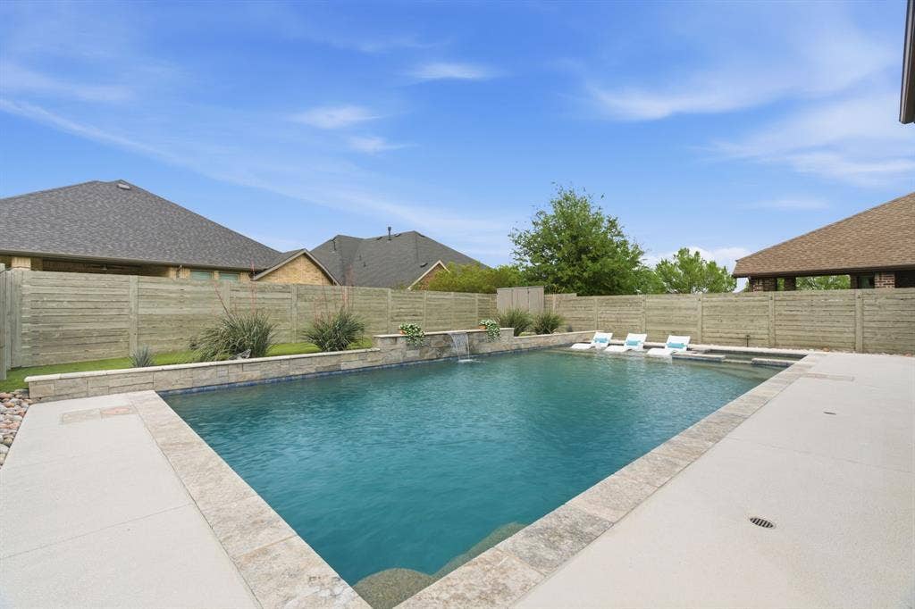 1104 9th Street, Argyle, TX 76226 1104 9th Street, Argyle, TX 76226