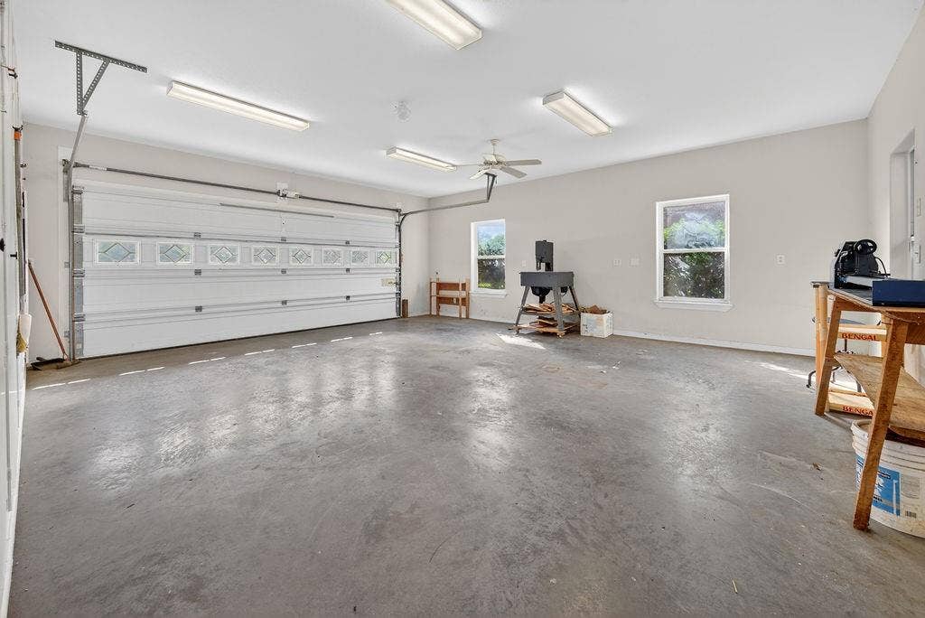 2436 Lakefront Shores Road, Athens, TX 75752 2436 Lakefront Shores Road, Athens, TX 75752