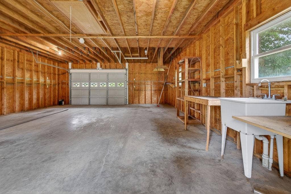 2436 Lakefront Shores Road, Athens, TX 75752 2436 Lakefront Shores Road, Athens, TX 75752