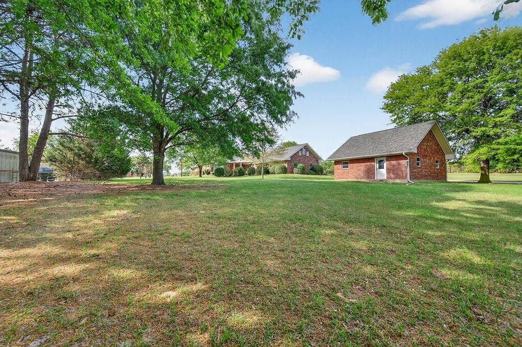 2436 Lakefront Shores Road, Athens, TX 75752 2436 Lakefront Shores Road, Athens, TX 75752