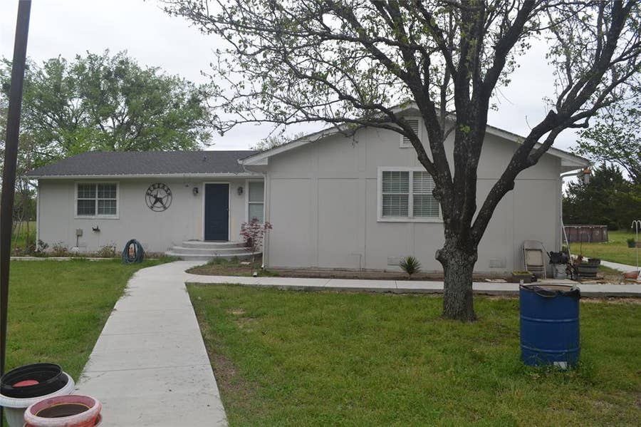 Property photo for 564 County Road 3505, Quinlan, TX