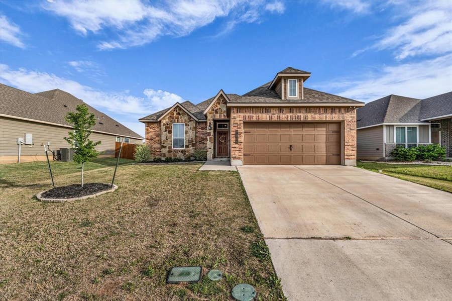 Property photo for 7008 Llano Drive, China Spring, TX