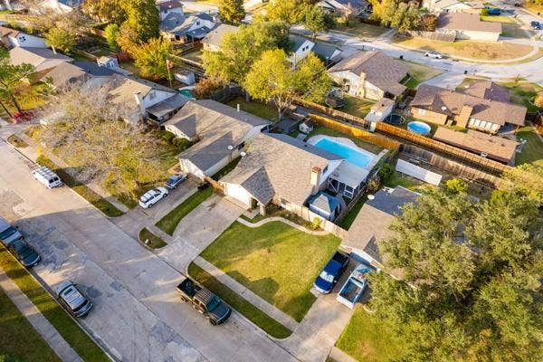 Property photo for 813 Via Avenida, Mesquite, TX