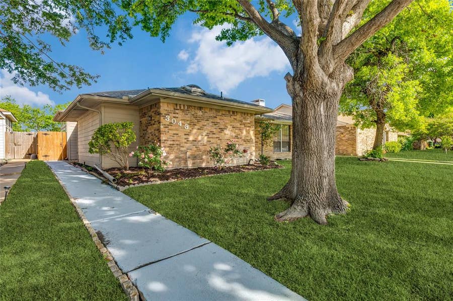 Property photo for 3043 Allister Street, Dallas, TX