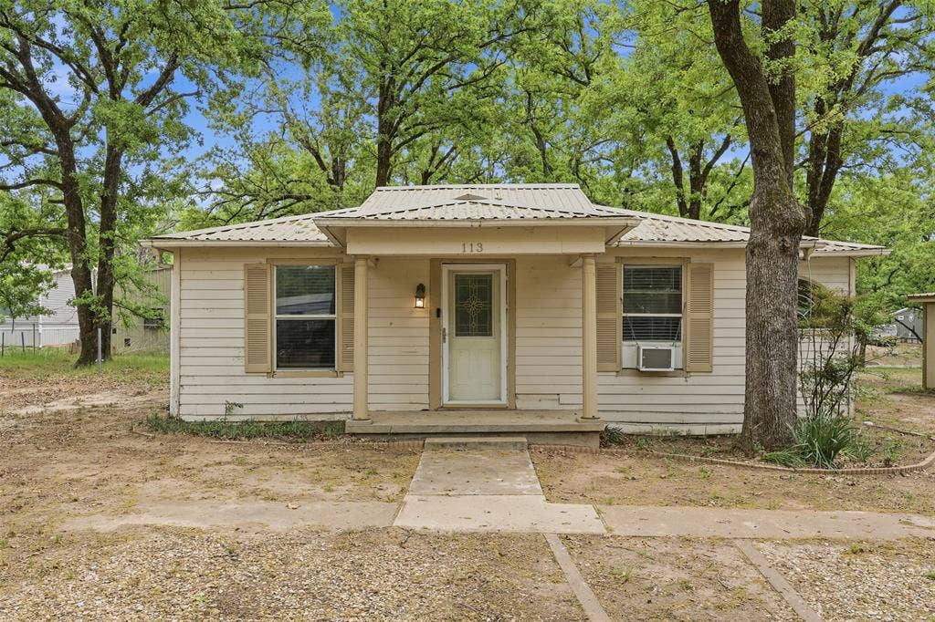 113 Karen Lane, Gun Barrel City, TX 75156 113 Karen Lane, Gun Barrel City, TX 75156