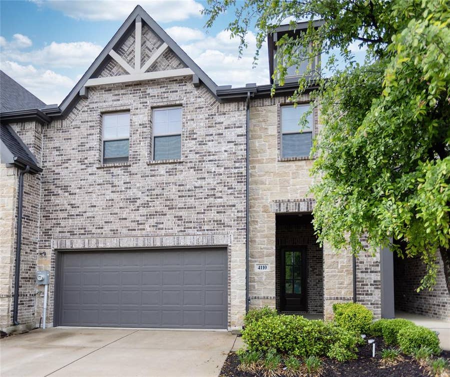Property photo for 4110 Swinley Forest Drive, Arlington, TX