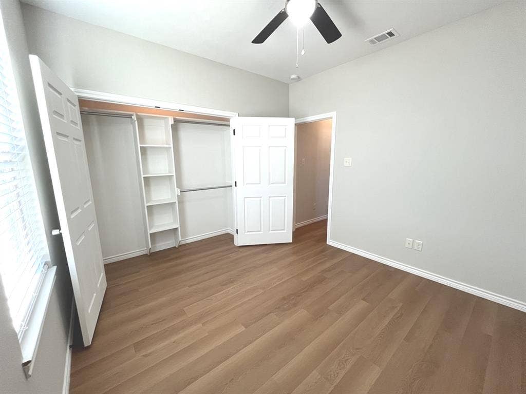 316 W James Street, Mabank, TX 75147 316 W James Street, Mabank, TX 75147