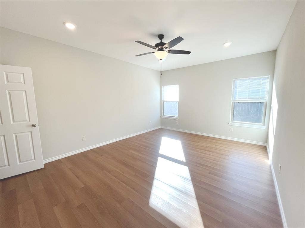 316 W James Street, Mabank, TX 75147 316 W James Street, Mabank, TX 75147
