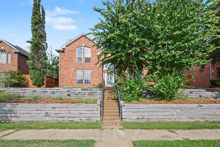 Property photo for 2406 Manchester Drive, Carrollton, TX