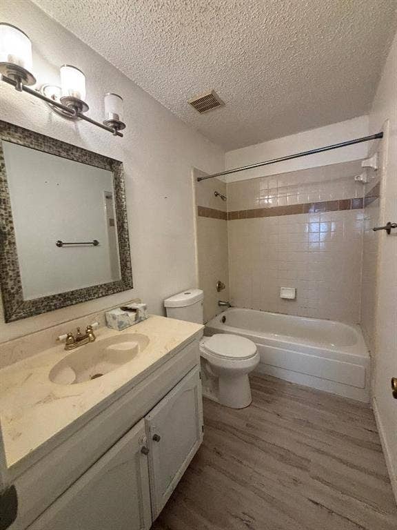 1107 Rimcrest Drive, Arlington, TX 76017