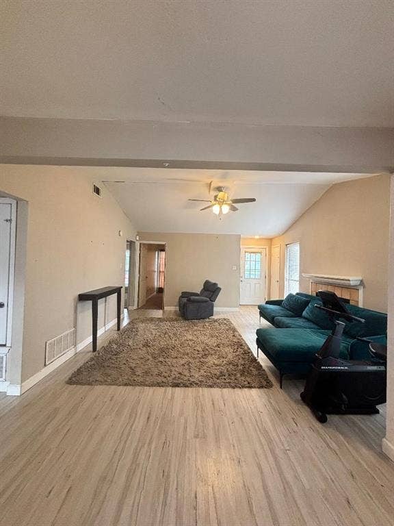 1107 Rimcrest Drive, Arlington, TX 76017