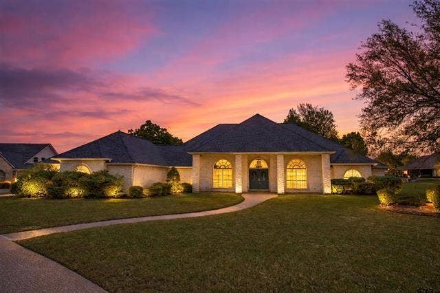 Property photo for 141 Cypress Point Circle, Hideaway, TX