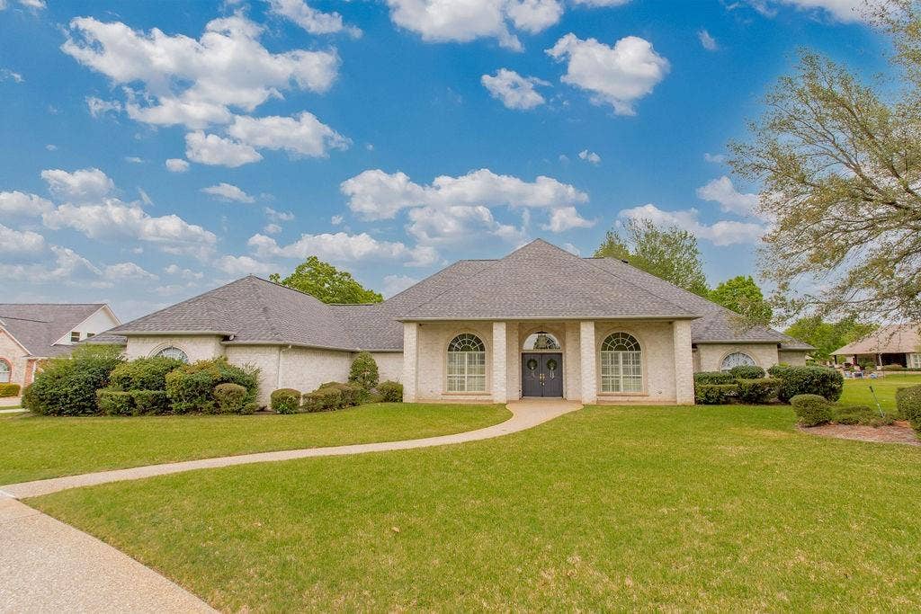 141 Cypress Point Circle, Hideaway, TX 75771 141 Cypress Point Circle, Hideaway, TX 75771