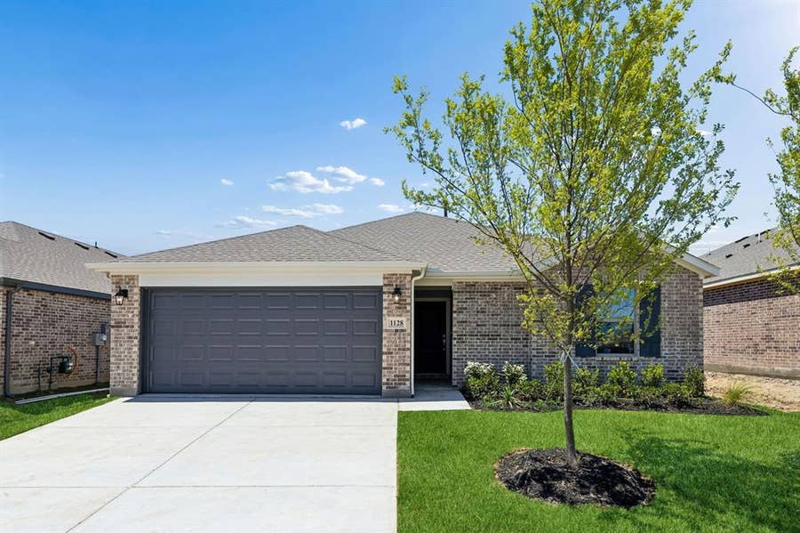 Property photo for 1128 Shorthorn Street, Royse City, TX