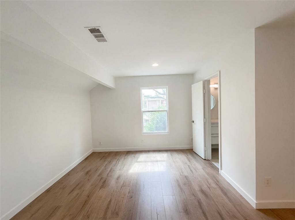 7121 Winding Creek Road, Dallas, TX 75252 7121 Winding Creek Road, Dallas, TX 75252