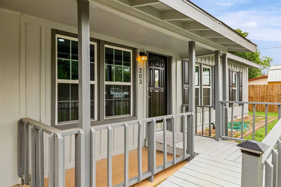 Property photo for 203 S Lancaster Street, Granbury, TX