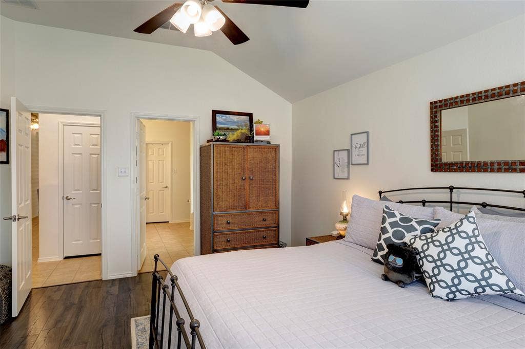1913 Hidden Fairway Drive, Wylie, TX 75098 Primary Bedroom with Ensuite Bath