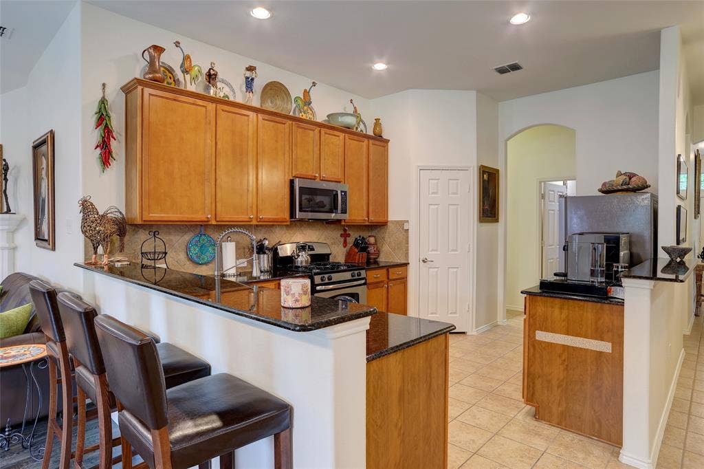 1913 Hidden Fairway Drive, Wylie, TX 75098 Wonderful Open Kitchen