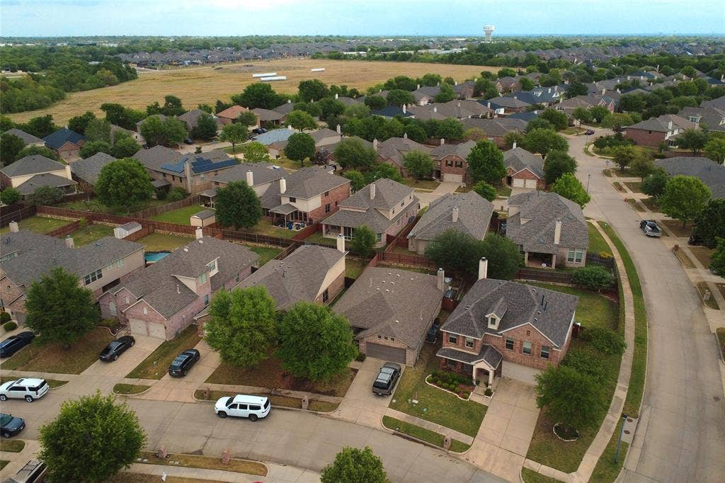 1913 Hidden Fairway Drive, Wylie, TX 75098 Overhead view