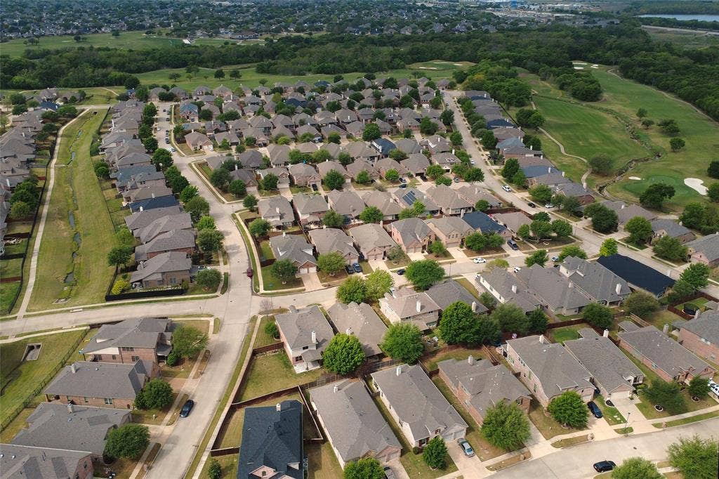 1913 Hidden Fairway Drive, Wylie, TX 75098 Overhead view