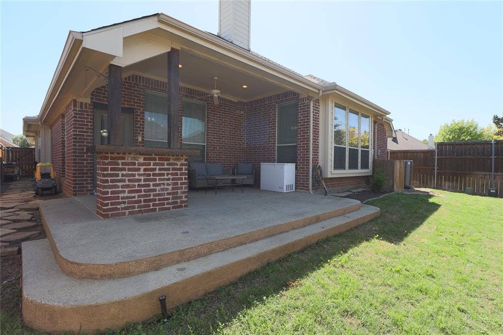 209 Park Meadows Drive, Euless, TX 76039 209 Park Meadows Drive, Euless, TX 76039