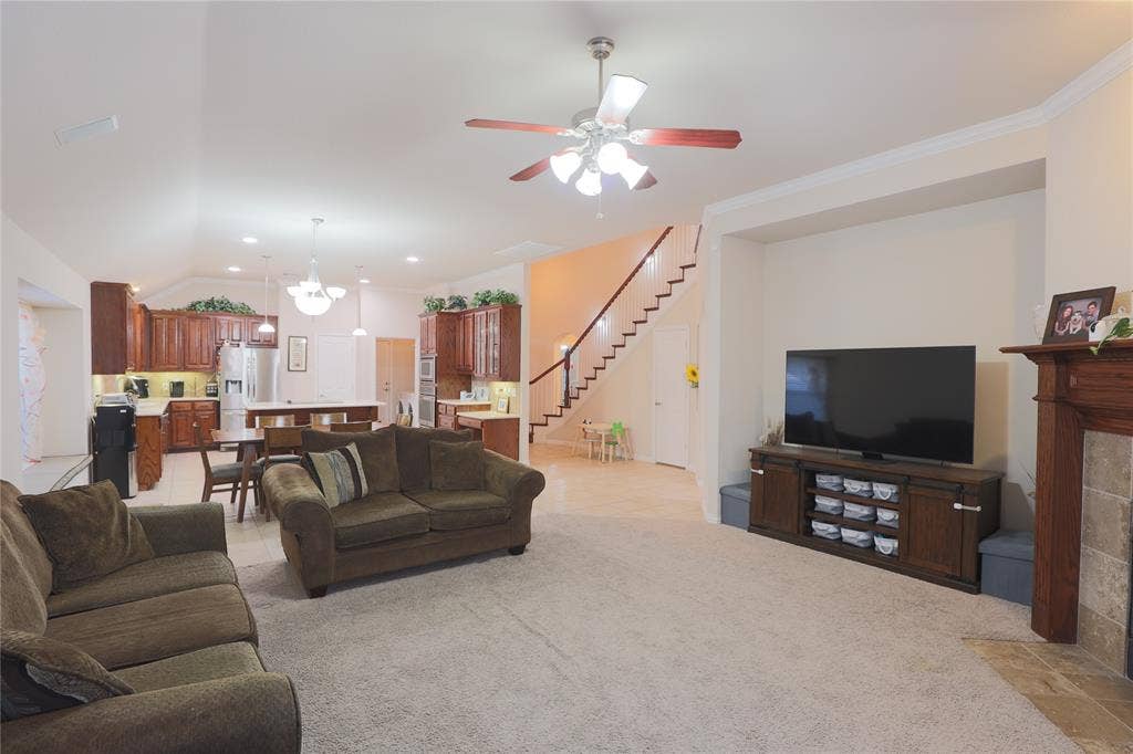209 Park Meadows Drive, Euless, TX 76039 209 Park Meadows Drive, Euless, TX 76039