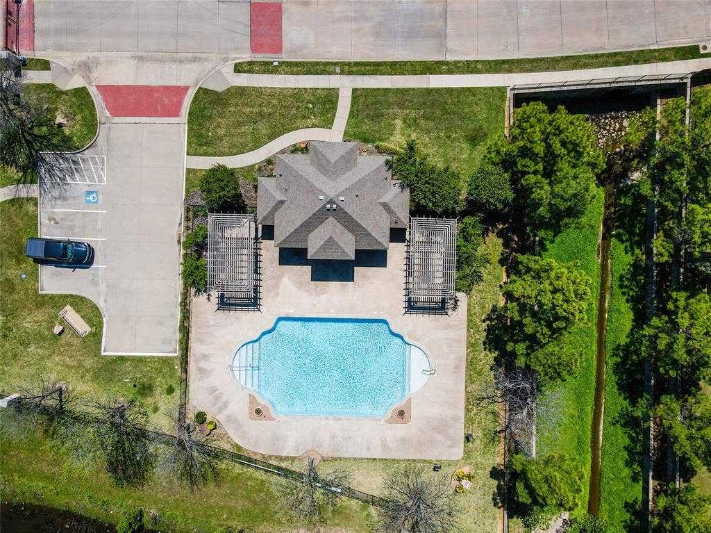 209 Park Meadows Drive, Euless, TX 76039 209 Park Meadows Drive, Euless, TX 76039