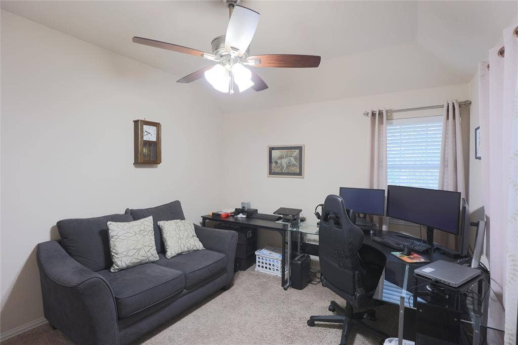 209 Park Meadows Drive, Euless, TX 76039 209 Park Meadows Drive, Euless, TX 76039